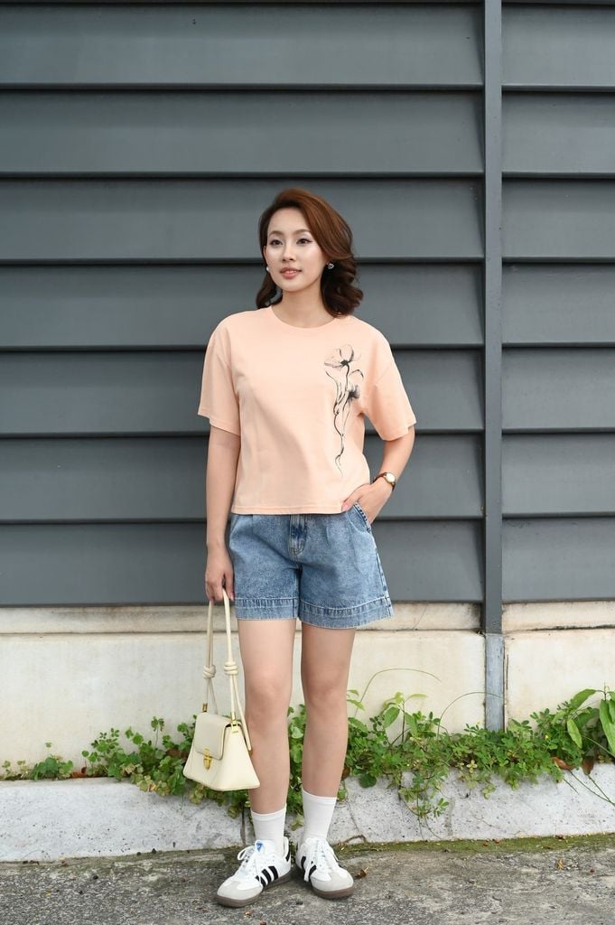 Quần Sooc Jean Nữ Cạp Cao Ống Suông - Tôn Dáng Trẻ Trung