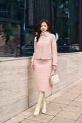 Áo Phao Nữ Dáng Ngắn Họa Tiết Chần Trám, Cổ Đức Thanh Lịch