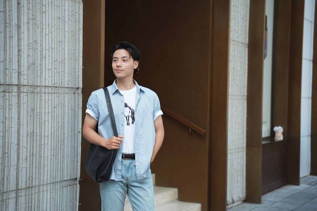 Áo Sơ Mi Nam Cộc Tay Form Suông - Chất Liệu Thô Thoáng Mát, Trẻ Trung