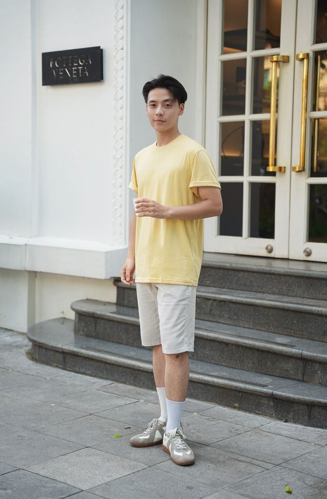 Áo Thun Nữ Cộc Tay Form Suông Vừa Trẻ Trung