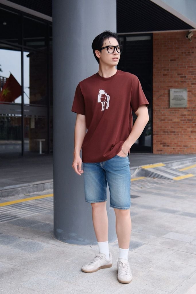 Quần Short Jean Nam Ống Suông - Rách Nhẹ Bụi Bặm Năng Động