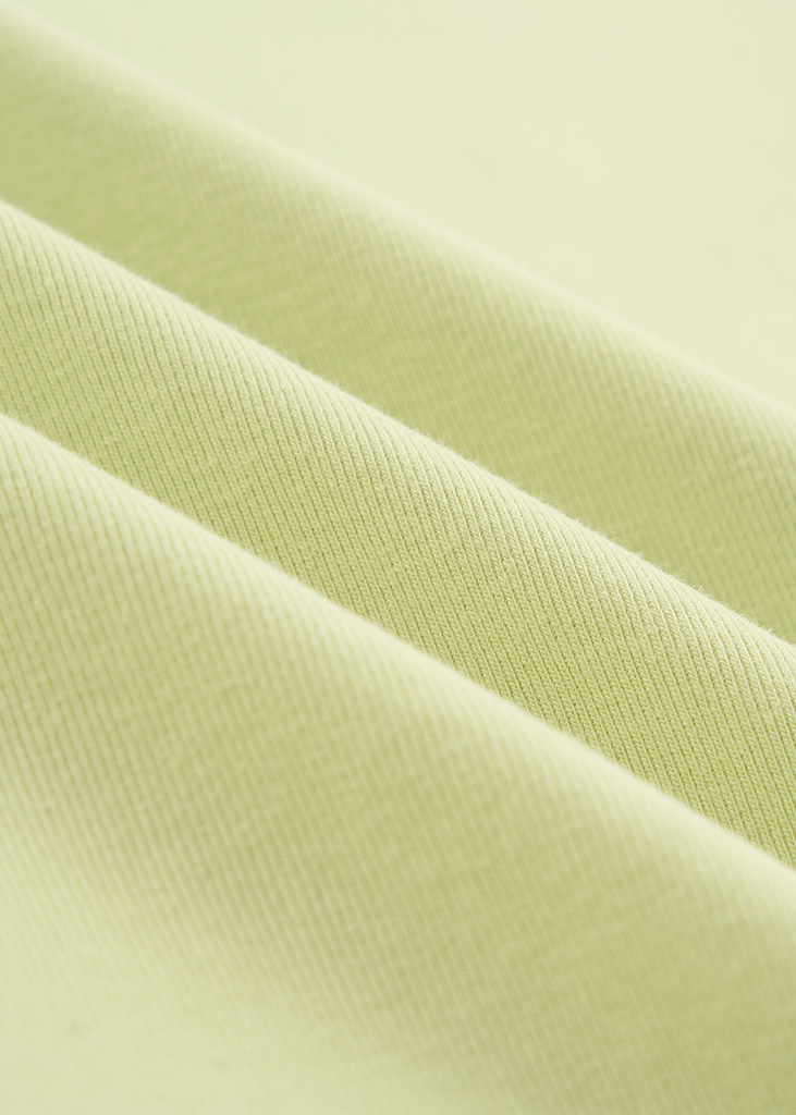 Áo Thun Nữ Cộc Tay Phom Suông - Thiết Kế Gấu Bo Cong Trẻ Trung