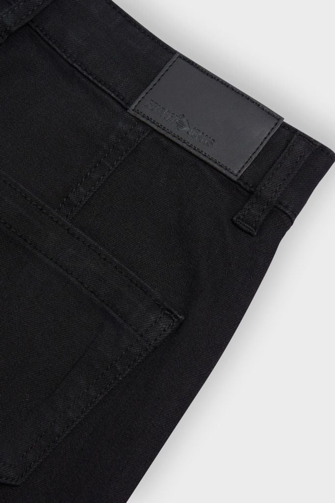 Quần Jeans Nữ Ống Đứng – Form Chuẩn, Thanh Lịch
