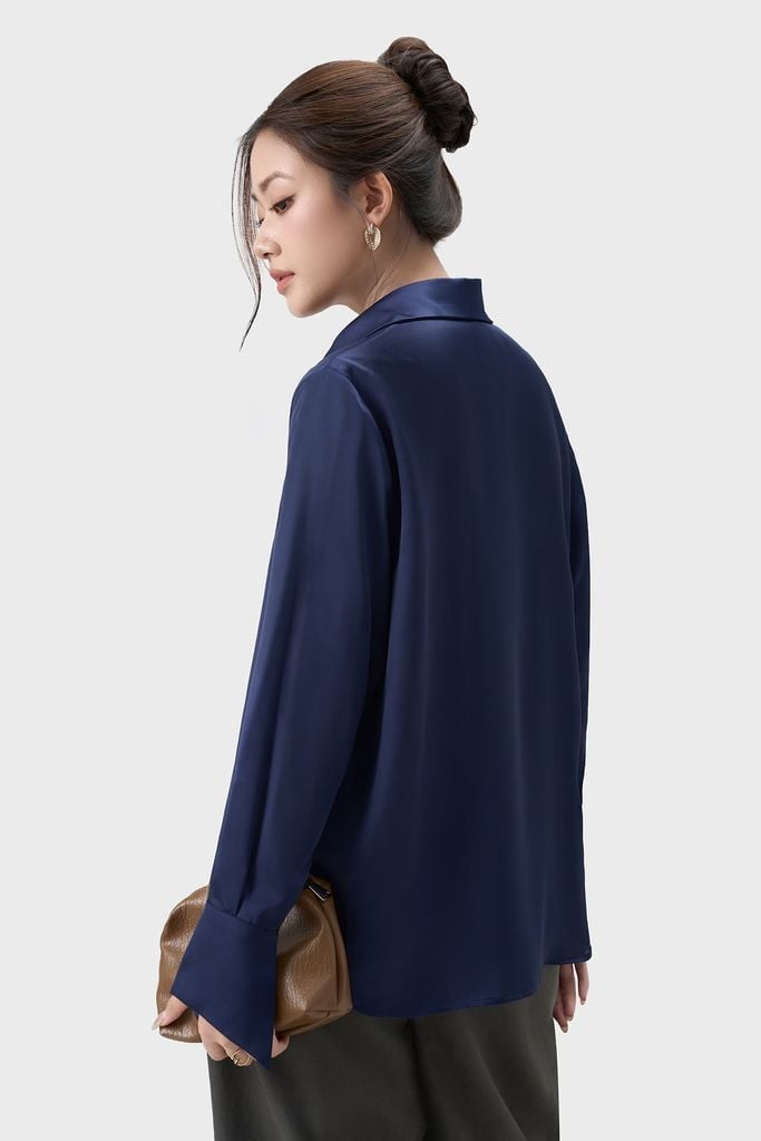 Áo Sơ Mi Lụa Nữ Tay Dài Xanh Navy - Cổ Bản To Sang Trọng