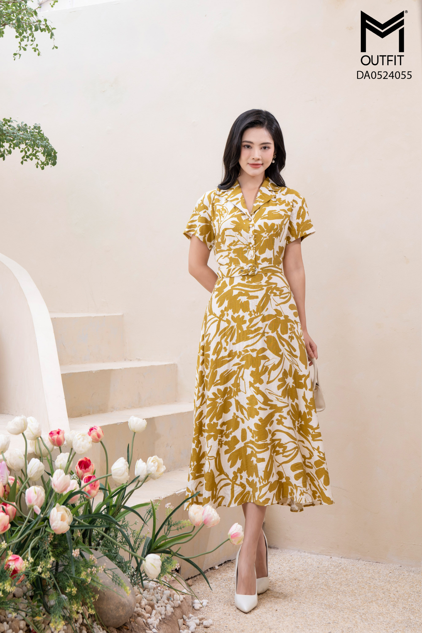 Đầm xòe cổ 2 ve đính cúc trai cài đai rời