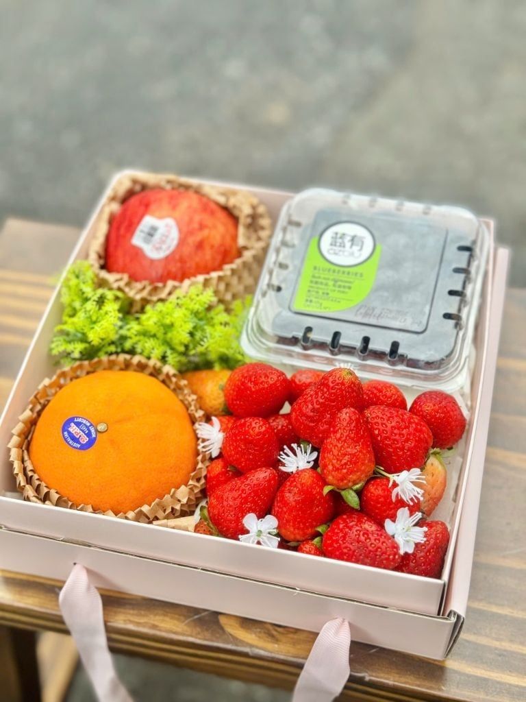 Set Quà Tặng Nàng 14/2 - Set Trái Cây Hoa Thanh Lịch