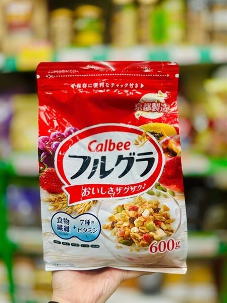Ngũ Cốc Trái Cây Calbee Nhật Bản - 600g