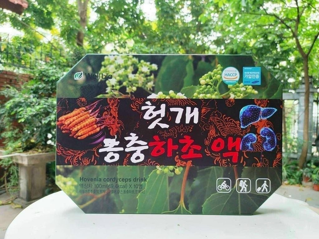 Nước Bổ Gan Đông Trùng Well Bio Hovenia Cordyceps Hàn Quốc - 10 chai x 100ml