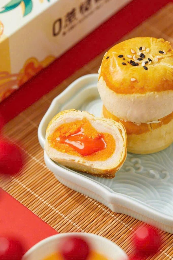 Bánh Trung Thu Trứng Muối Sữa Chua Bibizan - 330g