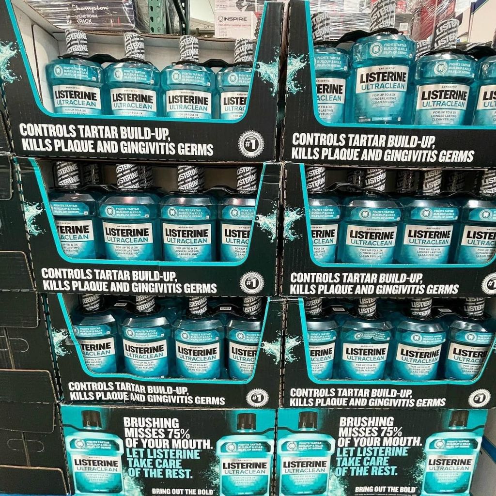 Nước Súc Miệng Listerine Ultraclean 4 in 1 – 1.5L Cool Mint