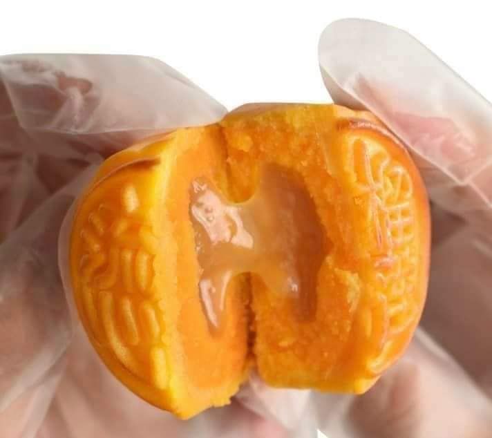 Bánh Trung Thu Trứng Muối Sữa Chua Bibizan - 330g