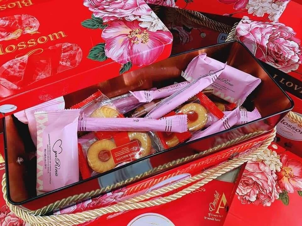 Bánh Quy YARUNA Blossom - Hộp 628g