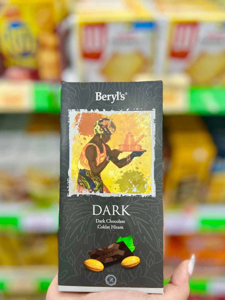 Socola Beryl’s Đen và Hạt Collar - Thanh 85g