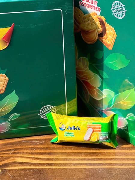 Bánh Quy Julie's Thập Cẩm - 250g