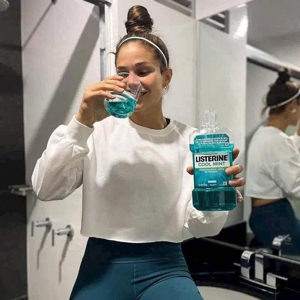 Nước Súc Miệng Listerine Ultraclean 4 in 1 – 1.5L Cool Mint