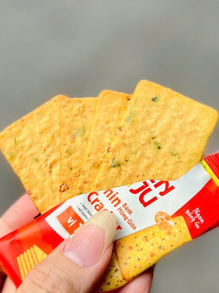 Bánh Quy Kenju Vị Tôm Richy - Gói 192G