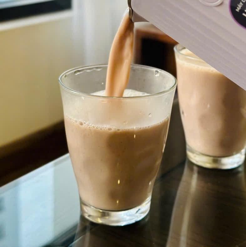 Sữa Đậu Đen Óc Chó Hạnh Nhân Sahmyook - 950ml