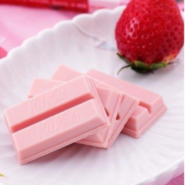 Bánh Xốp Nestle Kitkat Vị Dâu Mini 10 Thanh - 136g