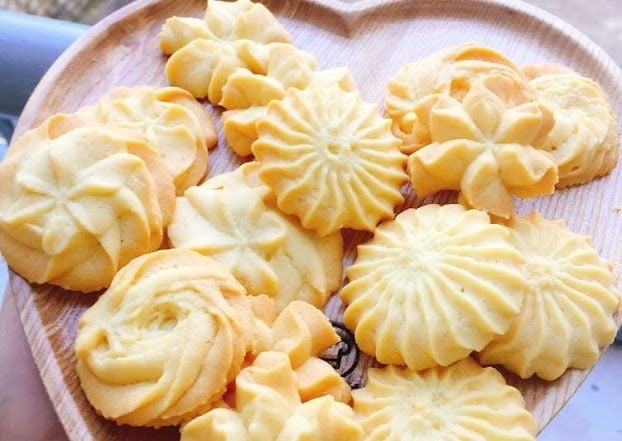 Bánh Quy Julie's Thập Cẩm - Hộp 138g