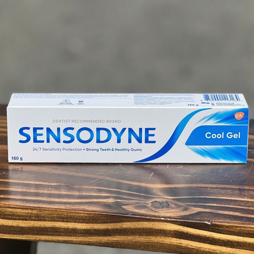 Kem Đánh Răng Sensodyne Mát Lạnh - 160G