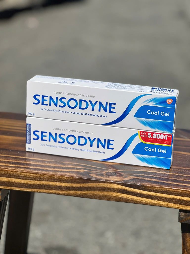Kem Đánh Răng Sensodyne Mát Lạnh - 160G