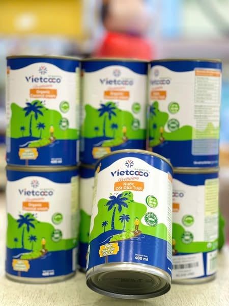 Nước Cốt Dừa Tươi VietCoCo - Lon 400ml