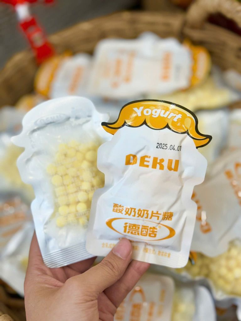 Kẹo Sữa Chua Deku Sữa Và Xoài - 25g (Combo 10 Gói)