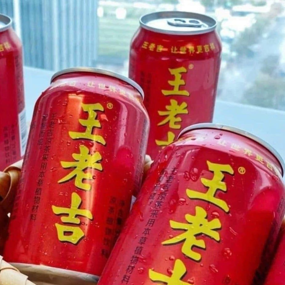 Trà Sâm Thảo Mộc Giải Nhiệt Wanglaoji - 310ML