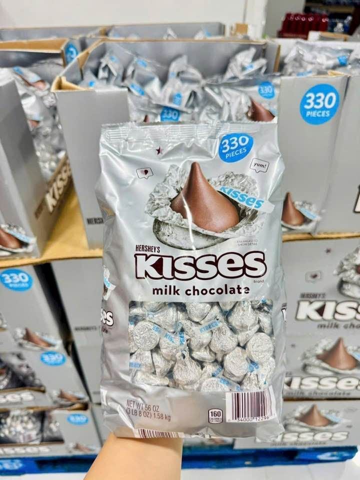 Socola Sữa Hershey's Kisses Mỹ  - 1,58Kg