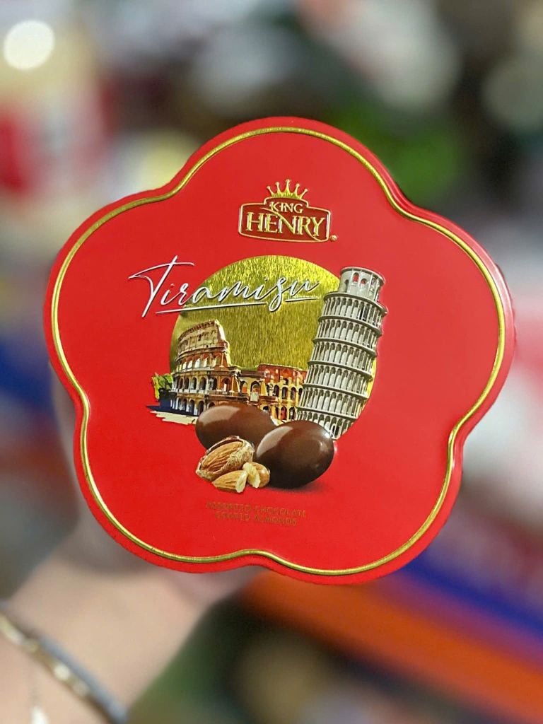 Socola Hộp Thiếc Tiramisu Bông Hoa King Henry
