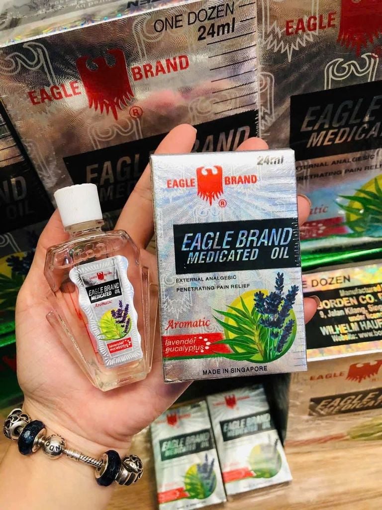 Dầu Gió Eagle Brand Mỹ – Chai 24ml (Vàng – Xanh – Trắng)