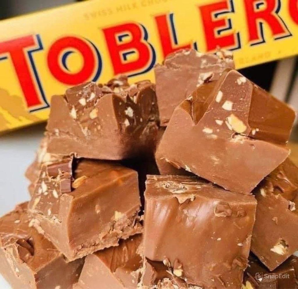 Socola Sữa Toblerone Mật Ong & Hạnh Nhân - 100g