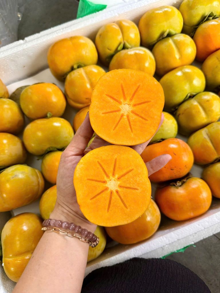 Hồng Giòn Vân Sơn - kg