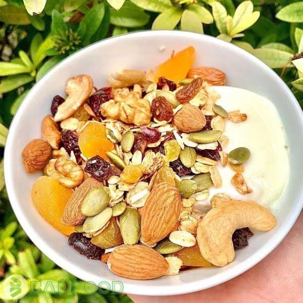 Ngũ Cốc Granola Yến Mạch Sấy Mật Ong SuSu - 500g