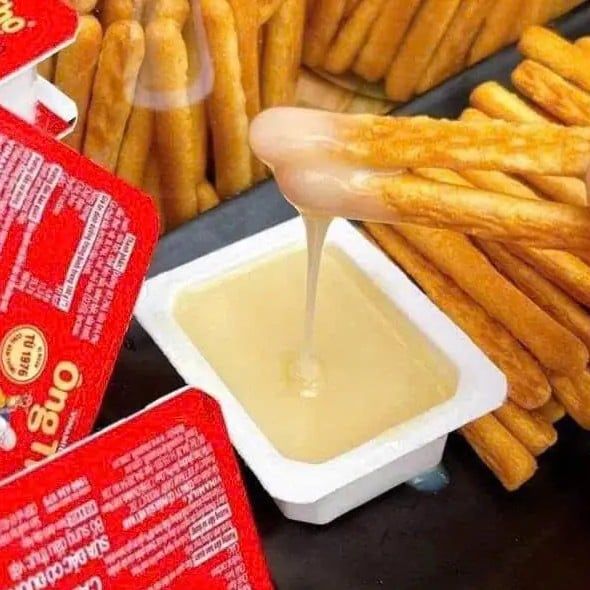 Bánh Quy Đũa Chấm Sữa Susu - Hộp 450g