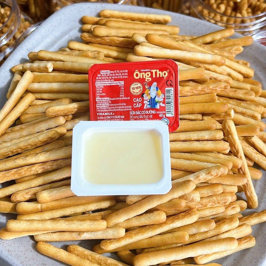Bánh Quy Đũa Chấm Sữa Susu - Hộp 450g