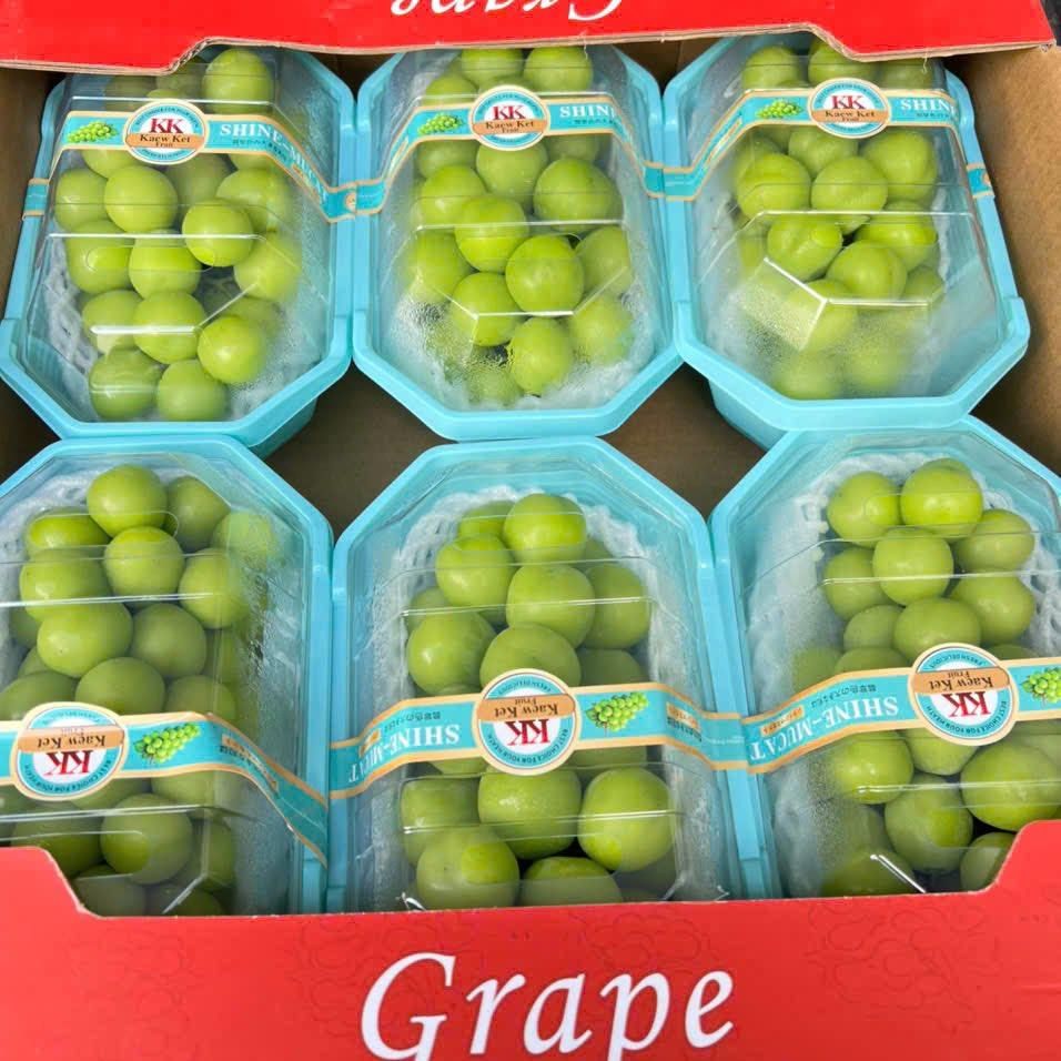 Nho Mẫu Đơn KK Hộp Xanh ~ 1kG