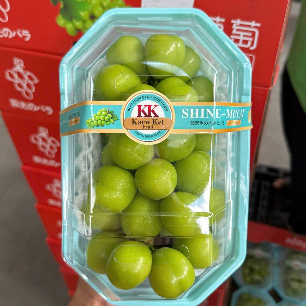 Nho Mẫu Đơn KK Hộp Xanh ~ 1kG