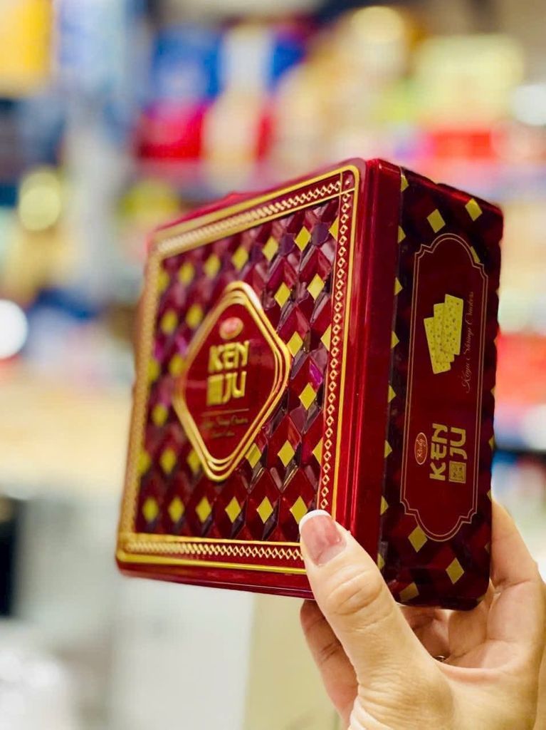Bánh Quy Hộp Thiếc Kim Cương Kenju – 182g