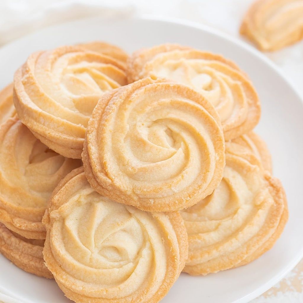 Bánh Quy Bơ Hộp Thiếc Kelson Cao Cấp Malaysia - 240g