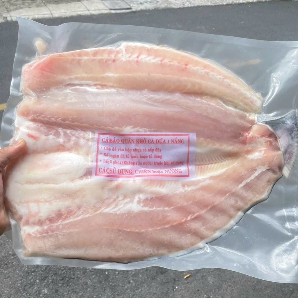 Cá Dứa 1 Nắng Nguyên Con – 1KG