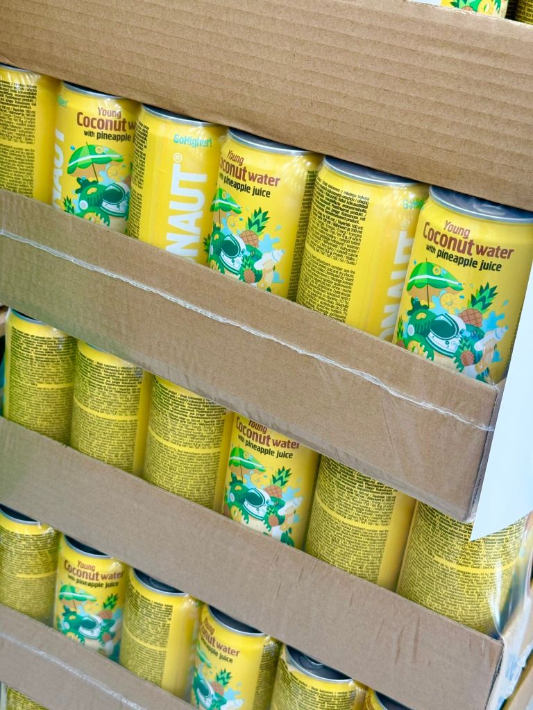 Lon Nước Dừa Dứa GoHigher! Coconaut - 320ml