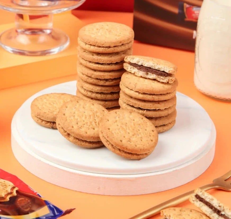 Bánh Quy Hộp Thiếc Merry Mã Đáo Thành Công – 334g