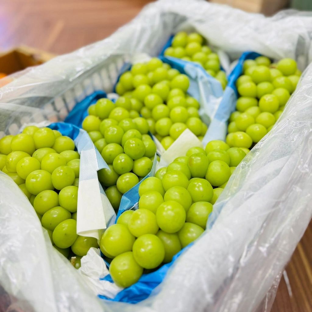 Nho Mẫu Đơn Sunshine Rose - 1kg