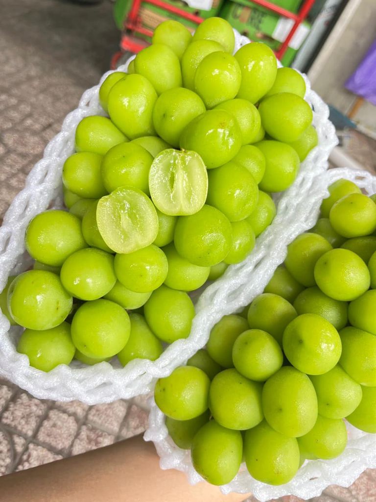 Nho Mẫu Đơn Sunshine Rose - 1kg