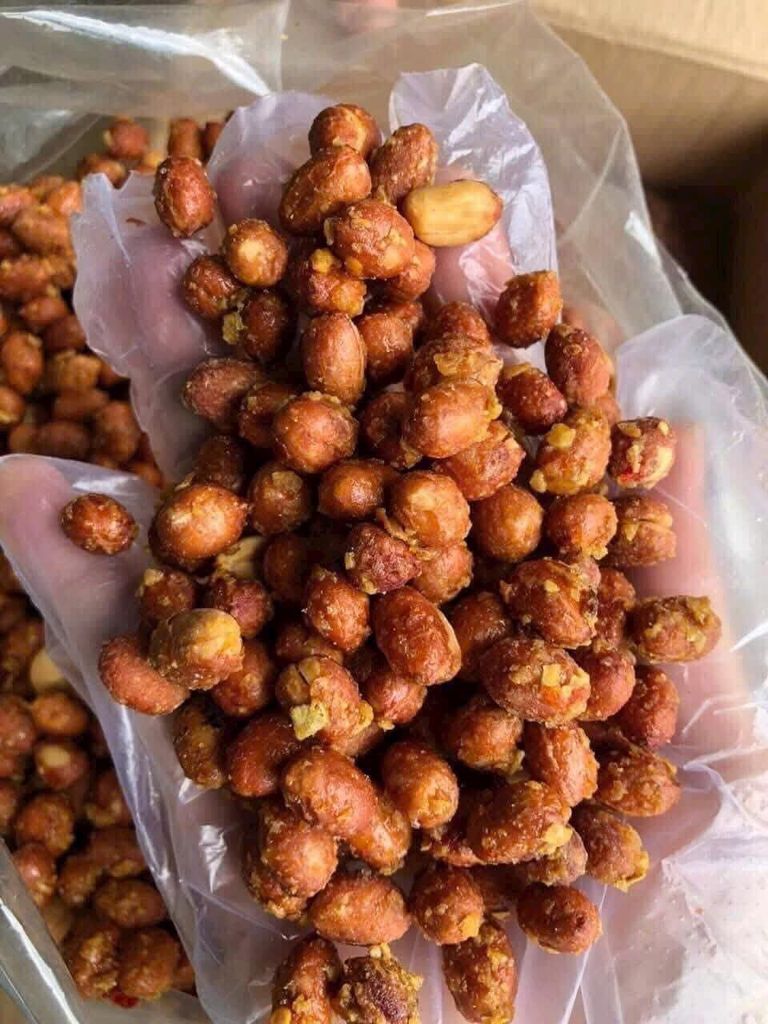 Đậu Phộng Tỏi Ớt Gia Hưng – 500g