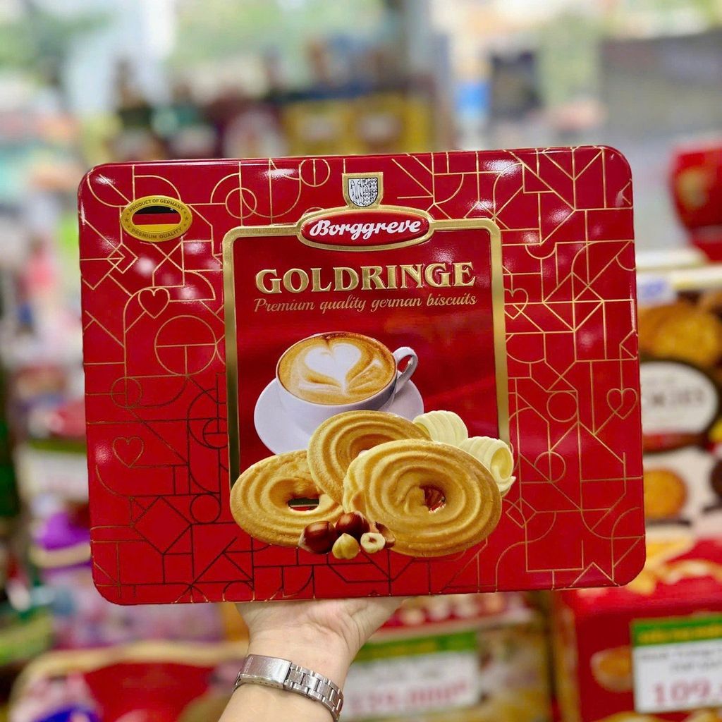 Bánh Quy Bơ Giòn Hạt Phỉ Hộp Thiếc Borggreve Gold-Ringe Cao Cấp Đức – 800g