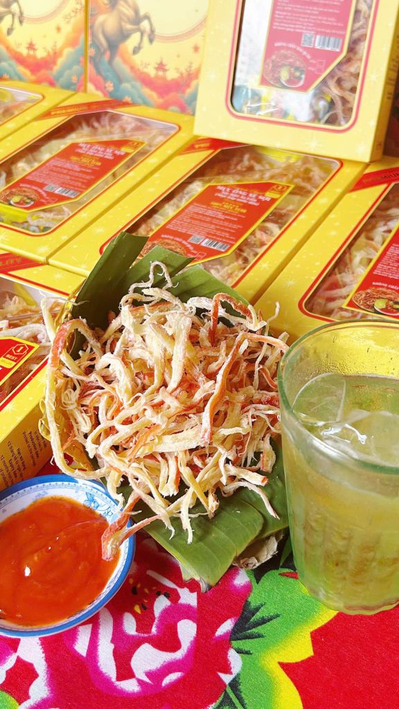 Mực Ống Xé Sợi Hấp Dừa Tết 2026 – 400g