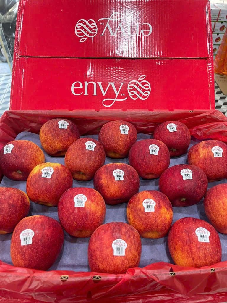 Táo Envy New Zealand S35 - S30 - 1 Kg