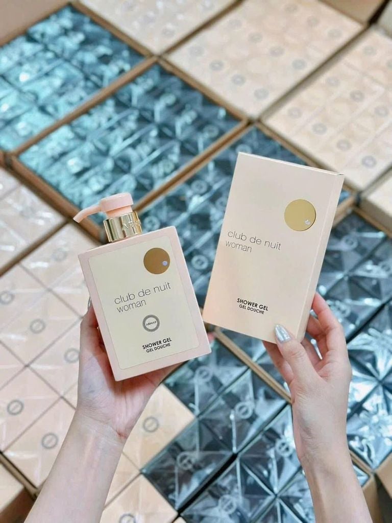 Sữa Tắm Nước Hoa Club De Nuit Woman – 360ml